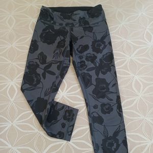 Lululemon Cropped Leggings